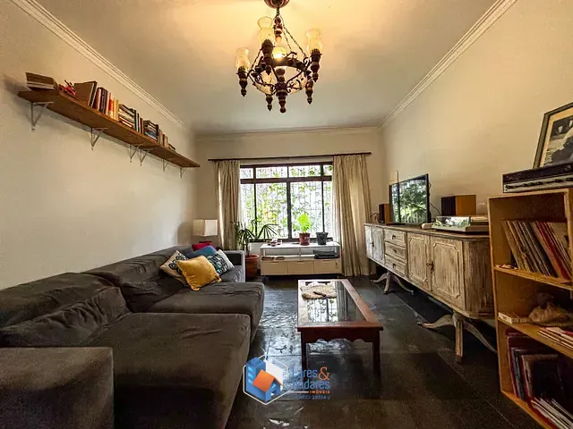 Casa com 185m² 4 quartos e 3 banheiros, à venda, no bairro Vila Anglo Brasileira em São Paulo