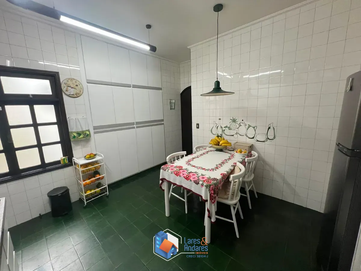 Casa, 3 quartos, 286 m² - Foto 14