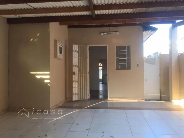 Casa com 300m² 3 quartos e 2 banheiros, à venda, no bairro Vila Resende em Caçapava