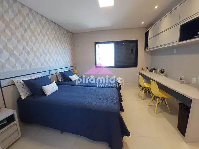 Casa com 366m² 3 quartos e 5 banheiros, à venda, no bairro Condomínio Terras do Vale em Caçapava