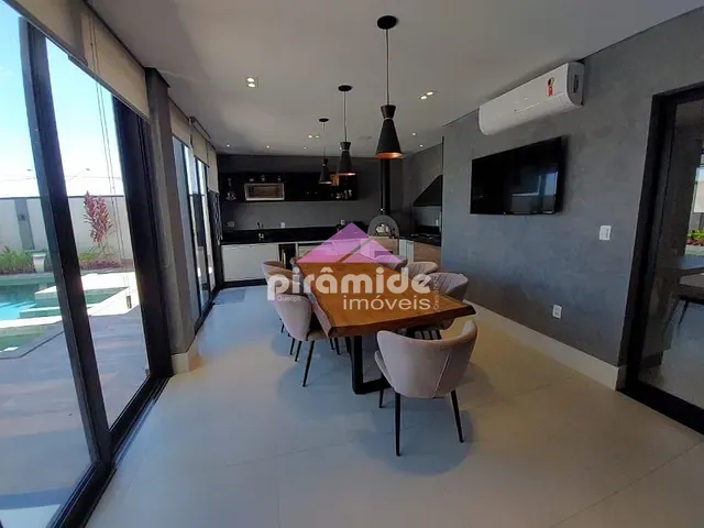 Casa com 366m² 3 quartos e 5 banheiros, à venda, no bairro Condomínio Terras do Vale em Caçapava