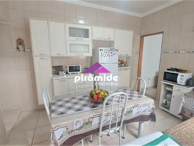 Casa com 125m² 6 quartos e 3 banheiros, à venda, no bairro Jardim Satélite em São José dos Campos