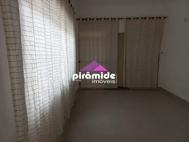 Casa com 500m² 5 quartos e 4 banheiros, à venda ou para alugar, no bairro Jardim Bela Vista em São José dos Campos