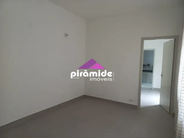 Casa com 500m² 5 quartos e 4 banheiros, à venda ou para alugar, no bairro Jardim Bela Vista em São José dos Campos