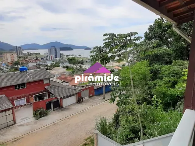 Casa 2 quartos e 2 banheiros, à venda, no bairro Massaguaçú em Caraguatatuba