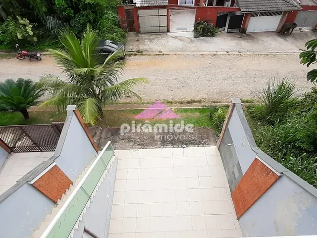 Casa com 92m² 2 quartos e 2 banheiros, à venda, no bairro Massaguaçú em Caraguatatuba