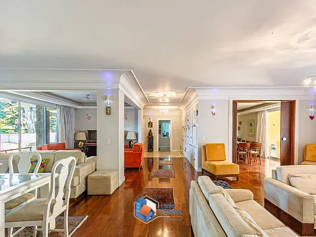 Casa com 1200m² 6 quartos e 7 banheiros, à venda, no bairro Brooklin Paulista em São Paulo