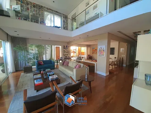 Casa com 600m² 4 quartos e 5 banheiros, à venda, no bairro Brooklin em São Paulo