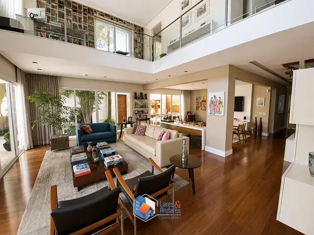 Casa com 600m² 4 quartos e 5 banheiros, à venda, no bairro Brooklin em São Paulo