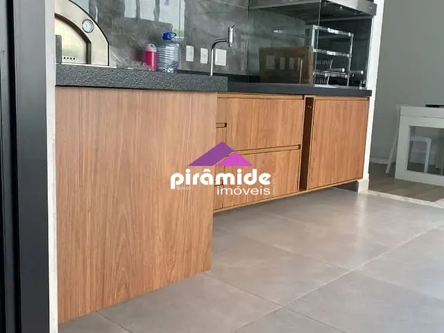 Casa com 472m² 4 quartos e 5 banheiros, à venda, no bairro Urbanova em São José dos Campos
