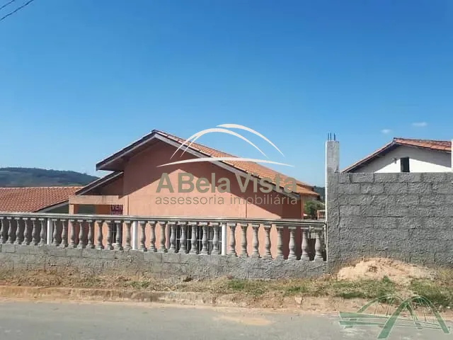 Casa com 220m² 3 quartos e 2 banheiros, à venda, no bairro Recanto Maravilha III em Santana de Parnaíba