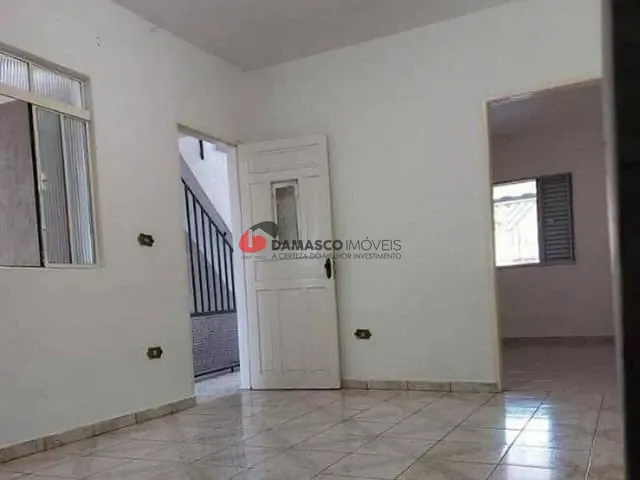 Casa 2 quartos e 1 banheiro, à venda, no bairro Vila Aquilino em Santo André