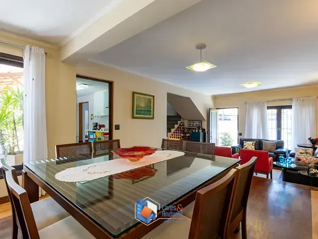 Casa com 240m² 4 quartos e 5 banheiros, à venda, no bairro Rolinópolis em São Paulo