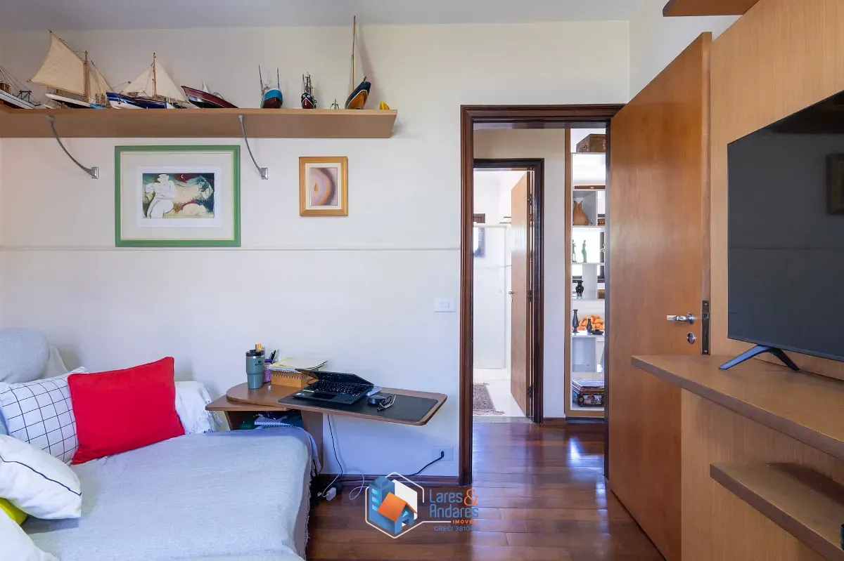 Casa, 4 quartos, 240 m² - Foto 35