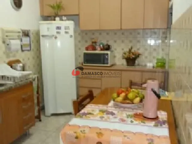 Casa com 225m² 2 quartos e 1 banheiro, à venda, no bairro Nova Gerti em São Caetano do Sul