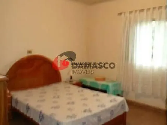 Casa com 225m² 2 quartos e 1 banheiro, à venda, no bairro Nova Gerti em São Caetano do Sul