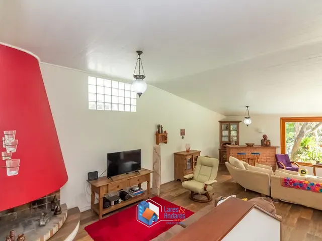 Casa com 965m² 4 quartos e 5 banheiros, à venda, no bairro Chácara Monte Alegre em São Paulo