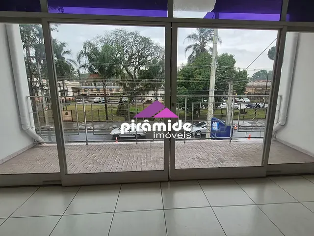Casa com 204m² 3 quartos e 2 banheiros, à venda ou para alugar, no bairro Vila Maria em São José dos Campos
