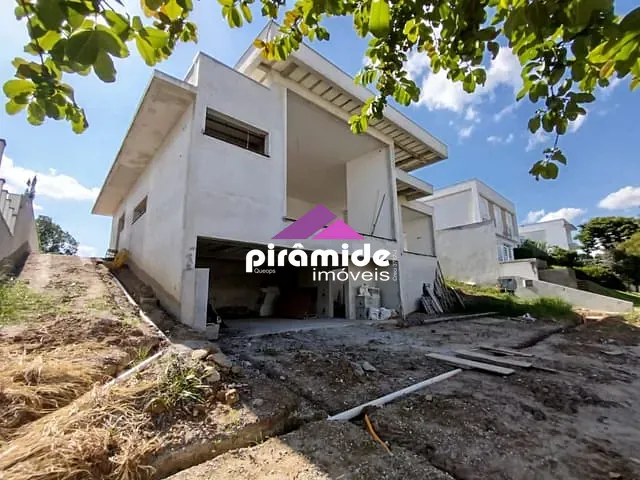 Casa com 806m² 4 quartos e 6 banheiros, à venda, no bairro Urbanova em São José dos Campos