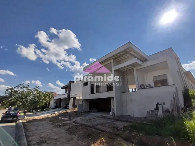 Casa com 806m² 4 quartos e 6 banheiros, à venda, no bairro Urbanova em São José dos Campos
