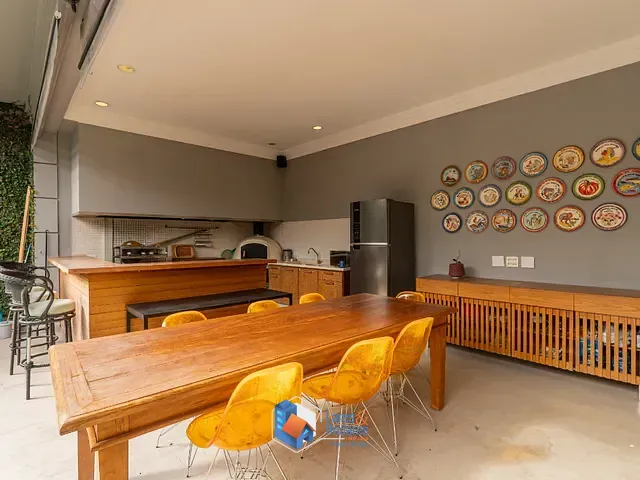 Casa com 500m² 4 quartos e 6 banheiros, à venda, no bairro Jardim Viana em São Paulo
