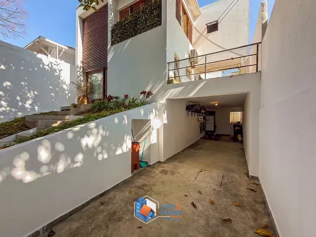 Casa com 350m² 3 quartos e 4 banheiros, à venda, no bairro Vila Ipojuca em São Paulo