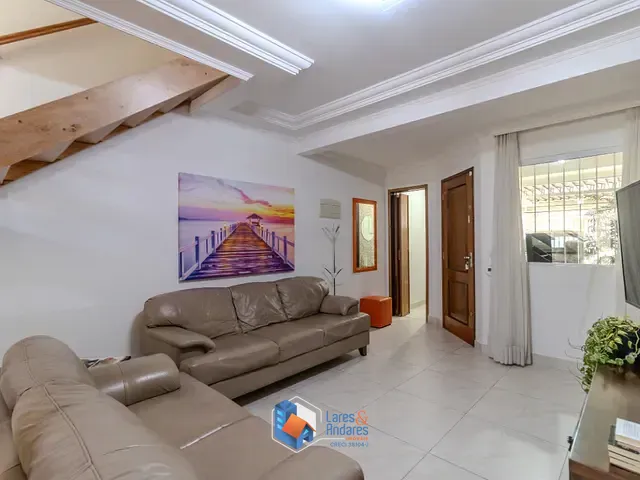 Casa com 93m² 3 quartos e 3 banheiros, à venda, no bairro Vila Marari em São Paulo