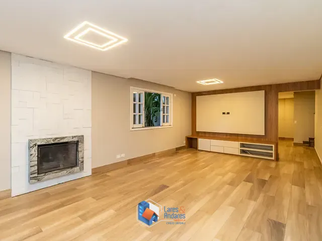 Casa com 288m² 4 quartos e 5 banheiros, à venda, no bairro Alto da Boa Vista em São Paulo