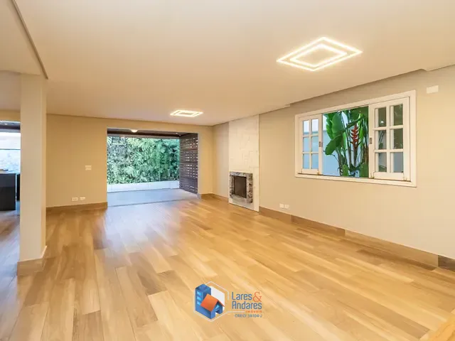 Casa com 288m² 4 quartos e 5 banheiros, à venda, no bairro Alto da Boa Vista em São Paulo