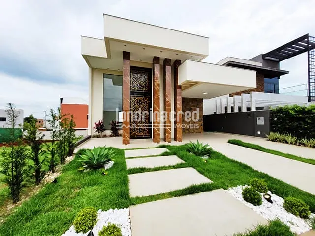 Casa com 256m² 3 quartos e 4 banheiros, à venda, no bairro CONDOMÍNIO ARANGUÁ em Londrina