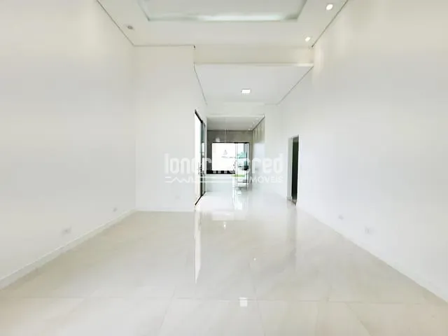 Casa com 256m² 3 quartos e 4 banheiros, à venda, no bairro CONDOMÍNIO ARANGUÁ em Londrina