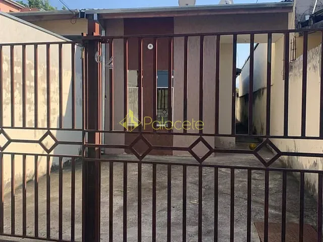 Casa com 125m² 2 quartos e 2 banheiros, à venda, no bairro Laerte Assunção em Pindamonhangaba