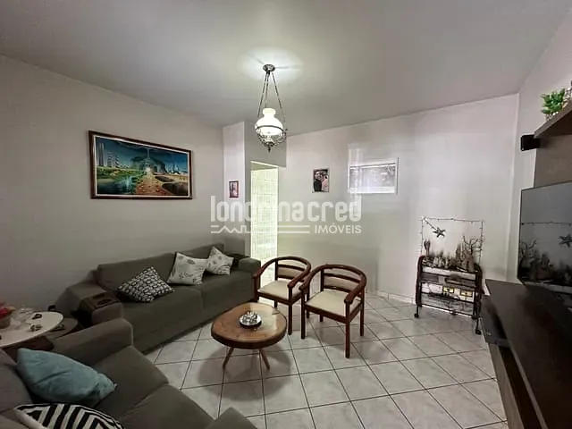 Casa com 156m² 3 quartos e 2 banheiros, à venda, no bairro Aragarça em Londrina