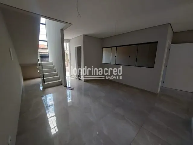 Casa com 150m² 3 quartos e 3 banheiros, à venda, no bairro Jardim Tarumã em Londrina