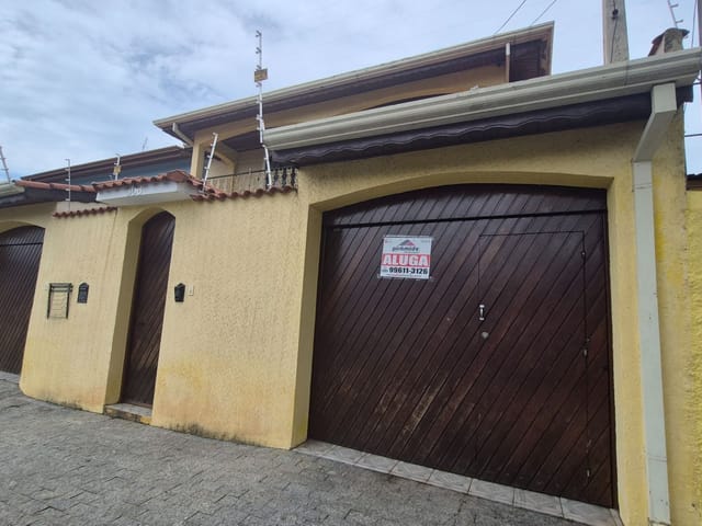 Foto do Casa - Casa com 3 dormitórios para alugar, 180 m² por R$ 3.155,32/mês - Vila Tesouro - São José dos Campos/SP | PIRAMIDE IMOVEIS