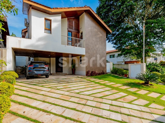 Casa com 360m² 2 quartos e 4 banheiros, à venda, no bairro Alphaville em Santana de Parnaíba