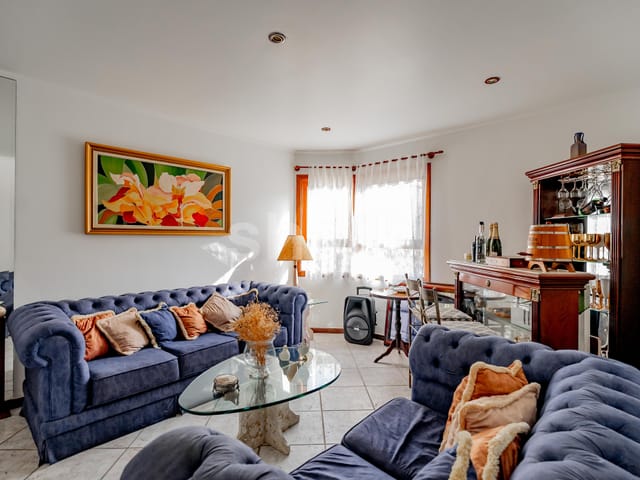 Casa com 360m² 2 quartos e 4 banheiros, à venda, no bairro Alphaville em Santana de Parnaíba