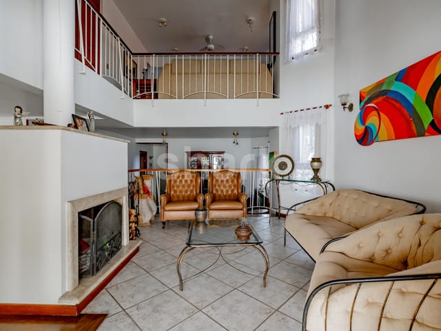 Casa com 360m² 2 quartos e 4 banheiros, à venda, no bairro Alphaville em Santana de Parnaíba