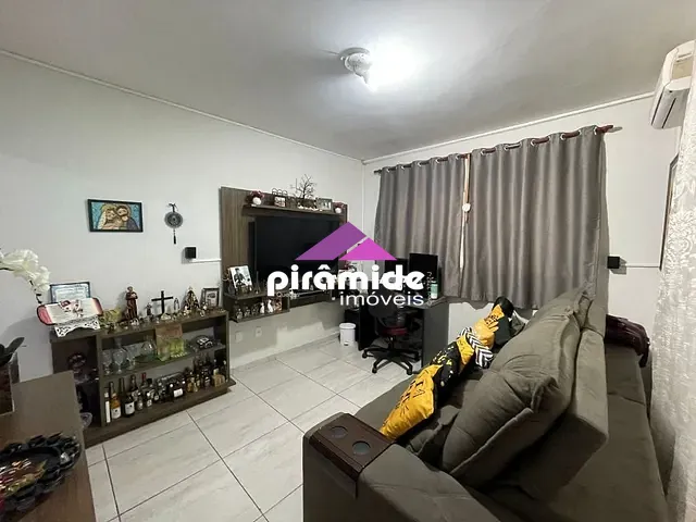 Casa com 125m² 2 quartos e 1 banheiro, à venda, no bairro Bosque dos Eucaliptos em São José dos Campos