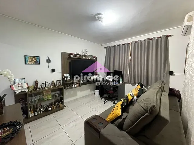 Casa com 125m² 2 quartos e 1 banheiro, à venda, no bairro Bosque dos Eucaliptos em São José dos Campos