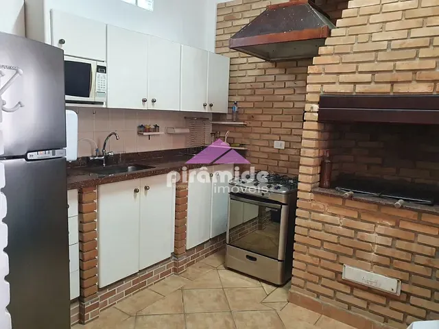 Casa com 470m² 6 quartos e 6 banheiros, à venda, no bairro Praia das Palmeiras em Caraguatatuba