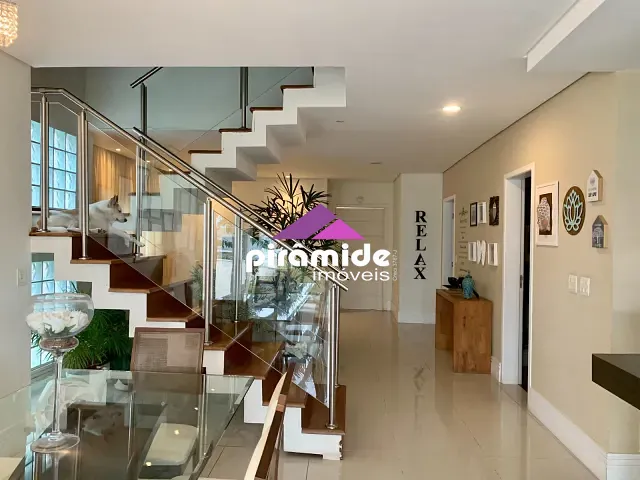 Casa com 331m² 3 quartos e 5 banheiros, à venda, no bairro Urbanova V em São José dos Campos