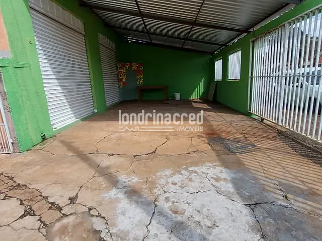 Casa com 263m² 1 quarto e 1 banheiro, à venda, no bairro Oriente em Londrina