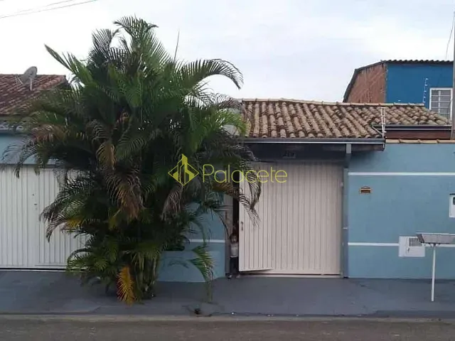 Casa com 125m² 2 quartos e 1 banheiro, à venda, no bairro Residencial e Comercial Laerte Asumpção em Pindamonhangaba