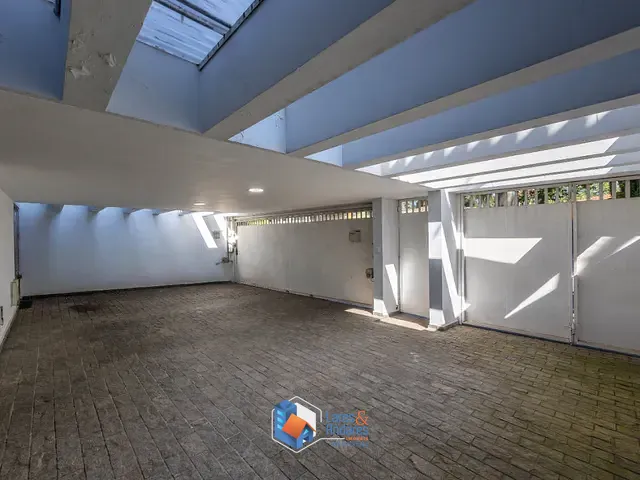 Casa com 530m² 5 quartos e 6 banheiros, à venda, no bairro Jardim dos Estados em São Paulo