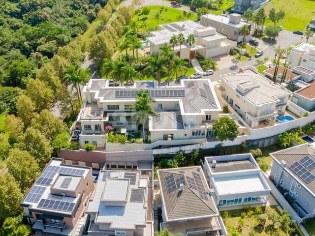 Casa 5 quartos e 7 banheiros, à venda, no bairro Tamboré em Barueri