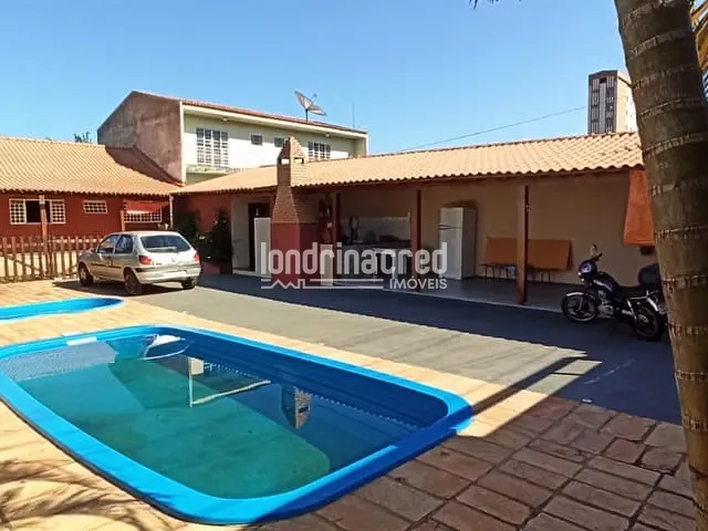 Casa com 442m² 4 quartos e 3 banheiros, à venda, no bairro Vila Brasil em Londrina