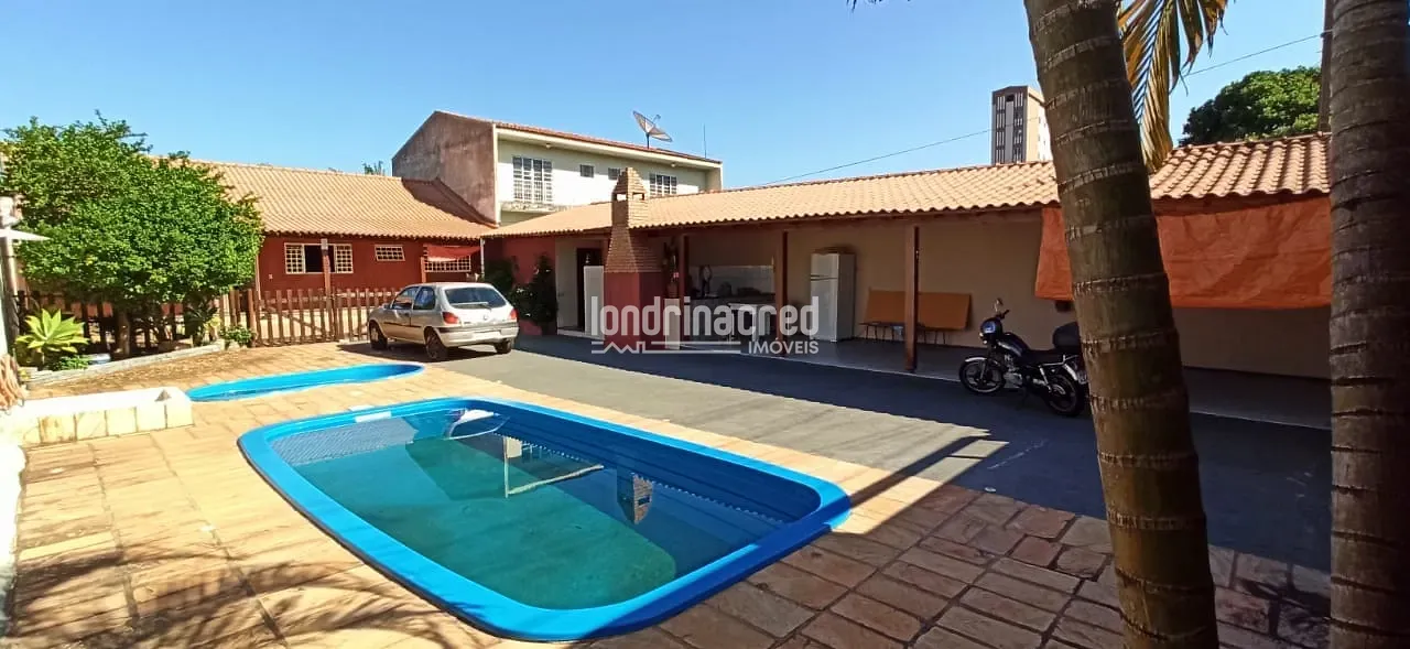 Casa, 4 quartos, 193 m² - Foto 1