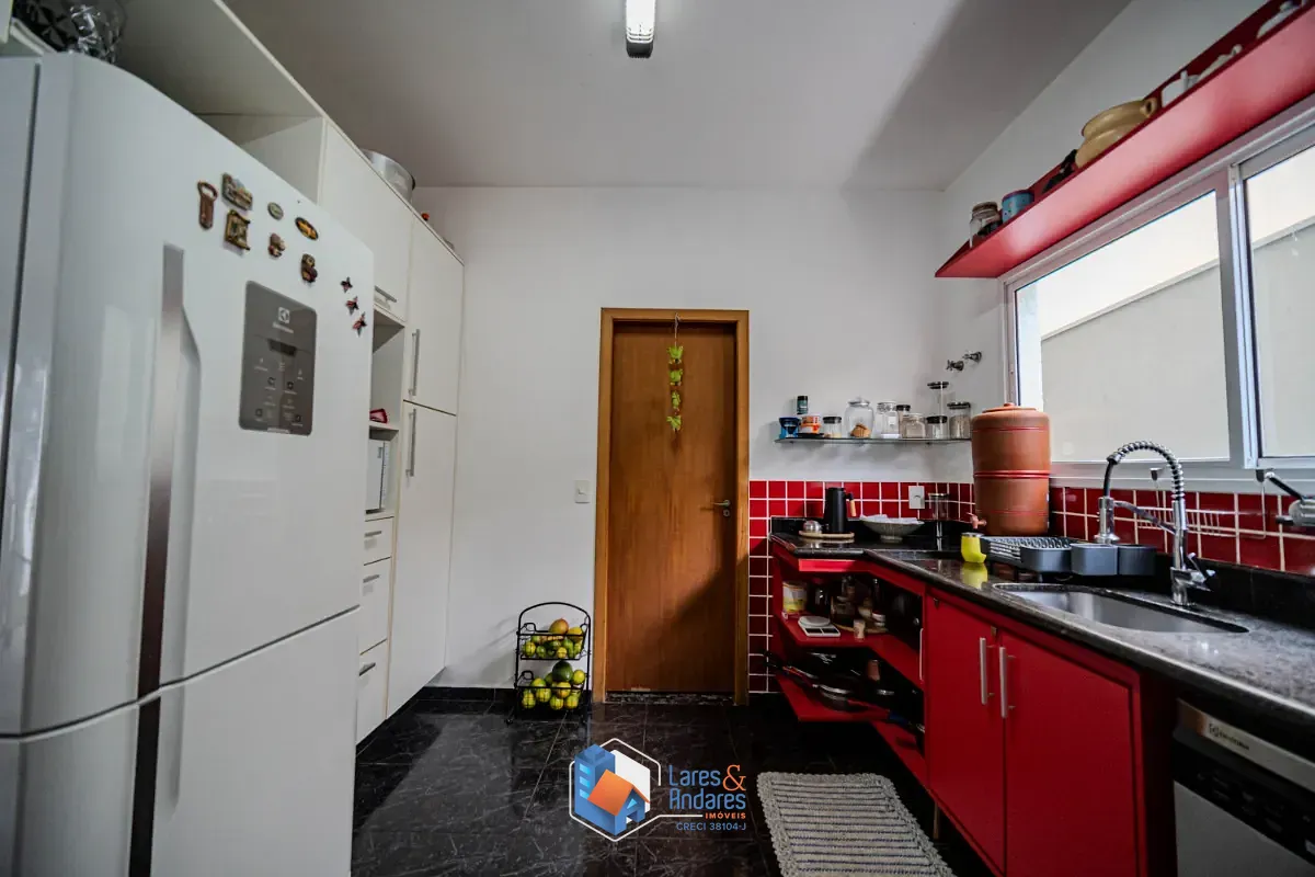 Casa, 4 quartos, 248 m² - Foto 33