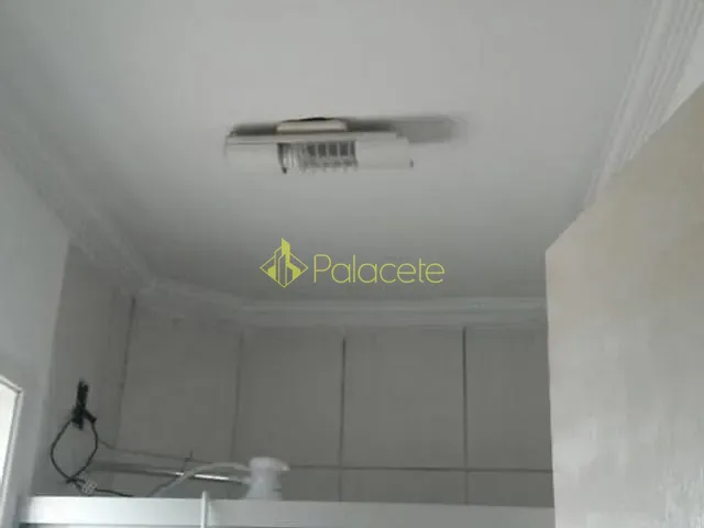 Casa 2 quartos e 1 banheiro, à venda, no bairro Loteamento Residencial Andrade em Pindamonhangaba